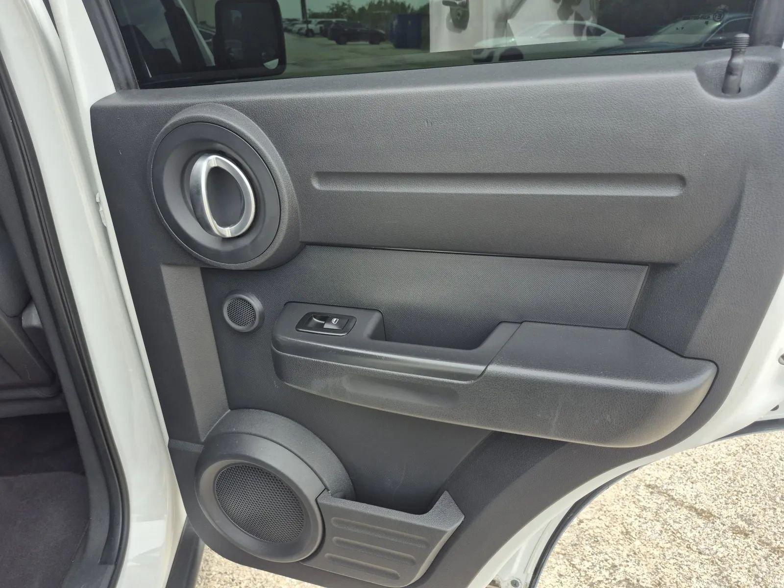 Used 2011 Dodge Nitro Heat RWD image 18