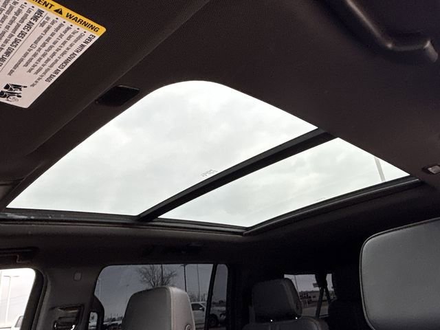 Certified 2023 Chevrolet Suburban RST w/ Luxury Package image 24