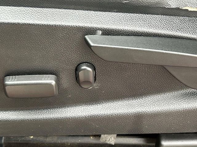 Used 2018 Chevrolet Colorado Z71 image 24