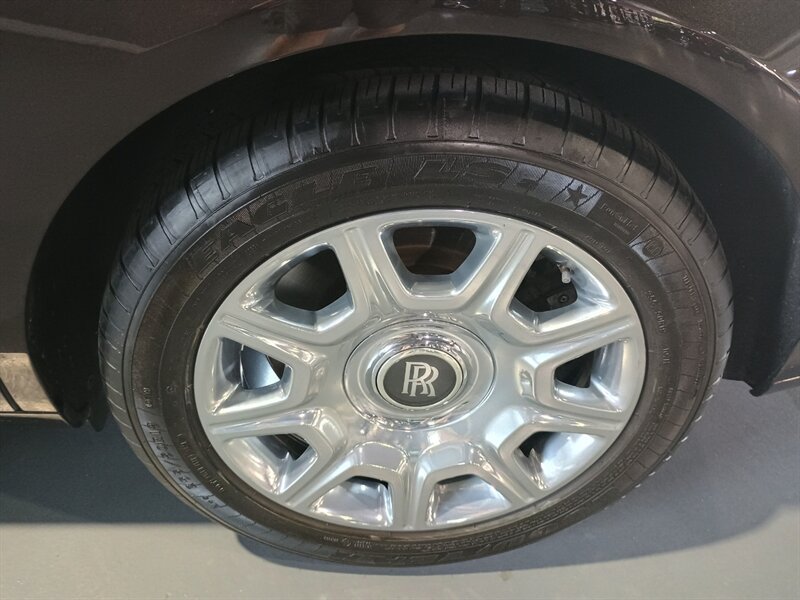 Used 2013 Rolls-Royce Ghost RWD image 63