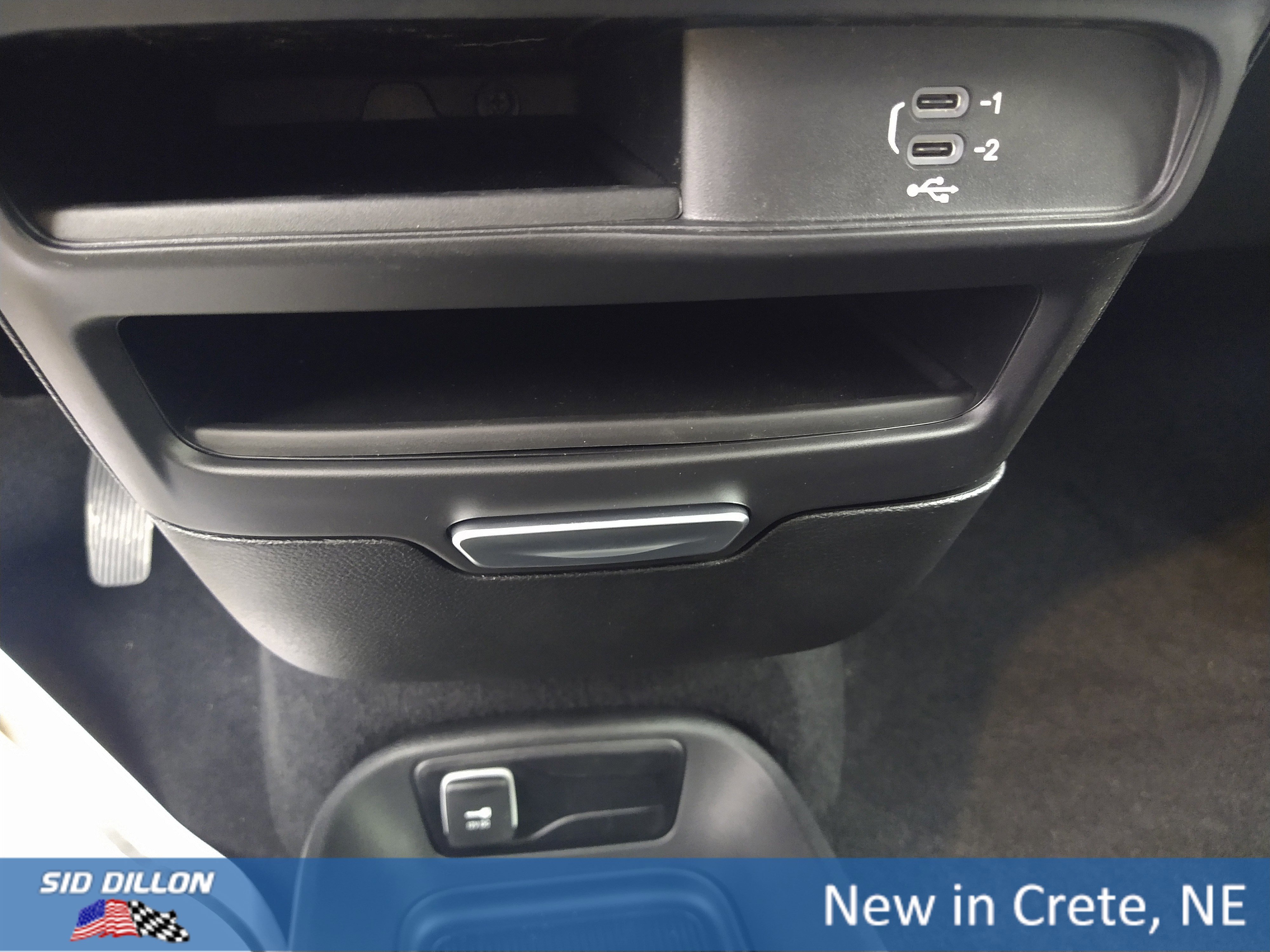 New 2026 Chrysler Pacifica Select image 13