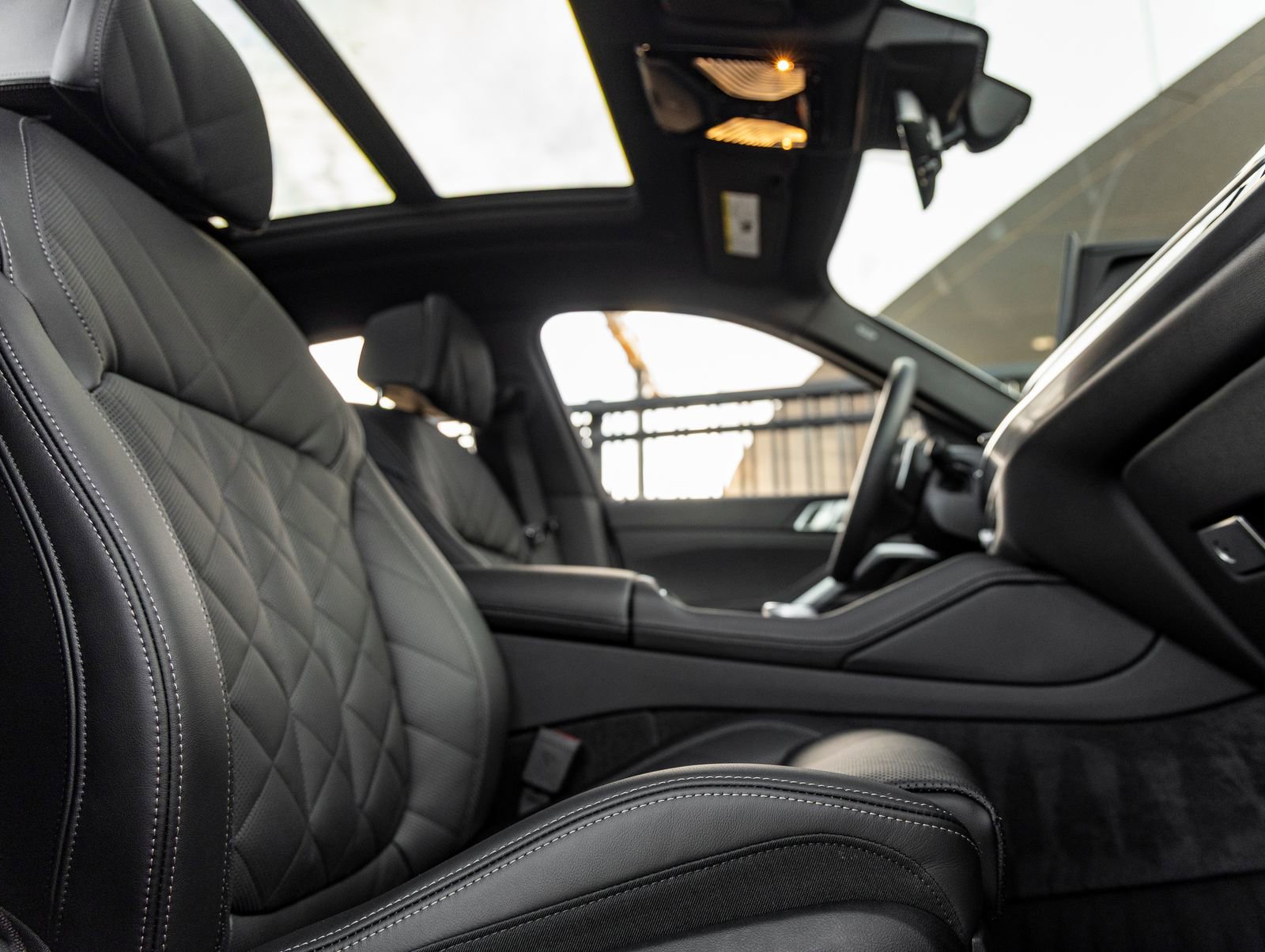 Used 2026 BMW X6 M60i image 49