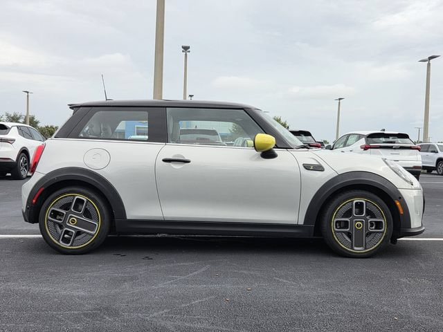 Used 2022 MINI Cooper SE FWD image 7