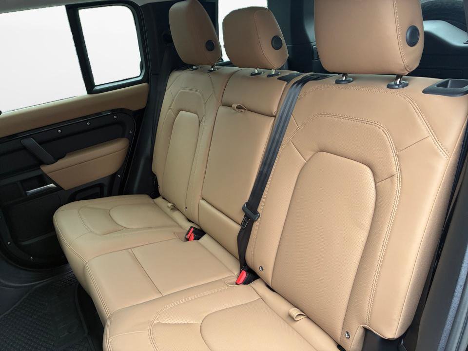 New 2026 Land Rover Defender 110 S AWD/4WD image 12