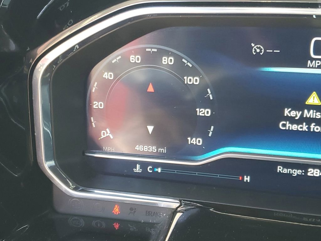 Used 2023 Chevrolet Silverado 1500 High Country w/ Technology Package image 13