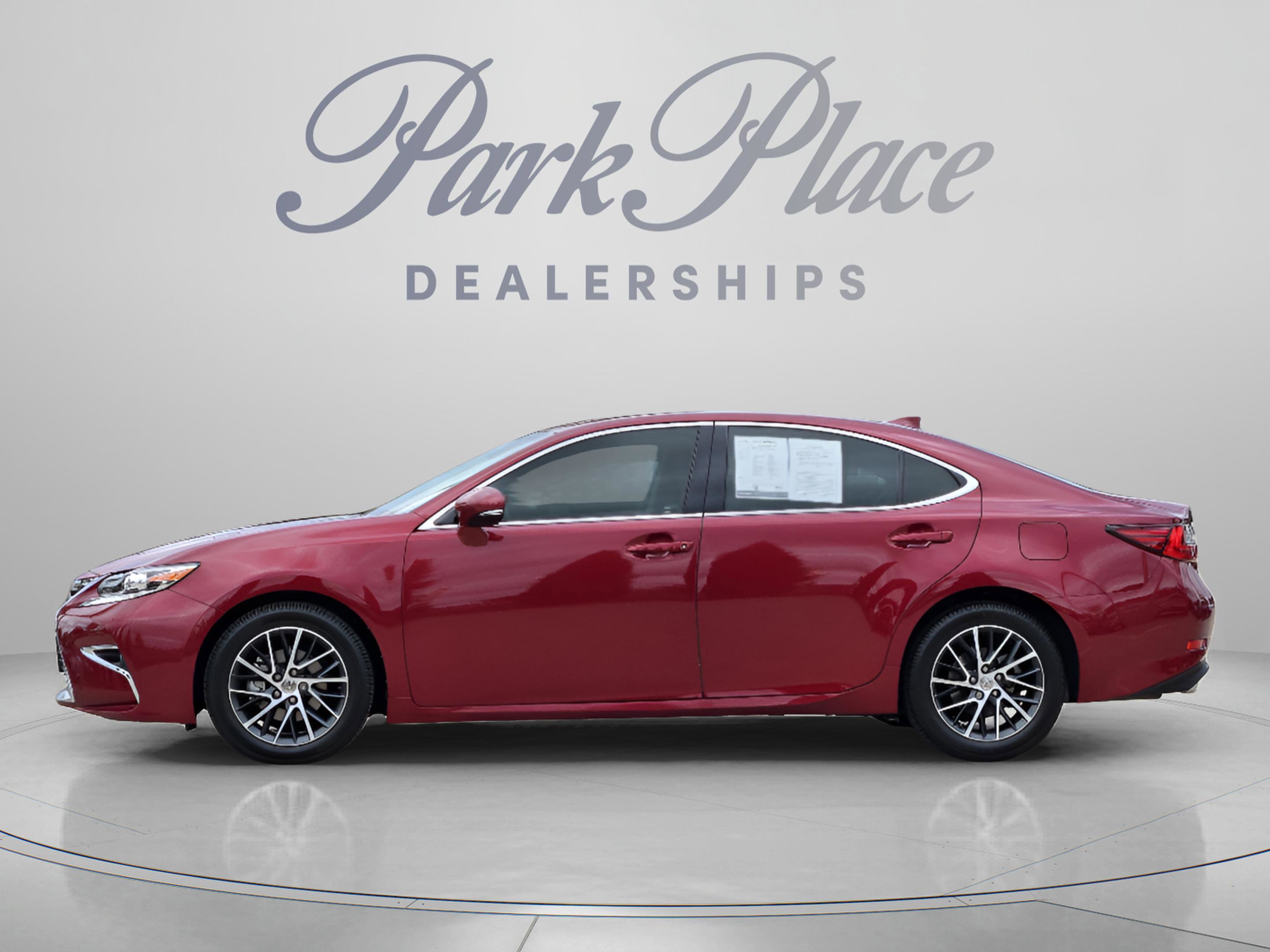 Used 2018 Lexus ES 350 w/ Luxury Package w/Wood Trim FWD image 2