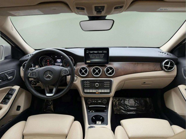 Used 2018 Mercedes-Benz GLA 250 4MATIC image 9