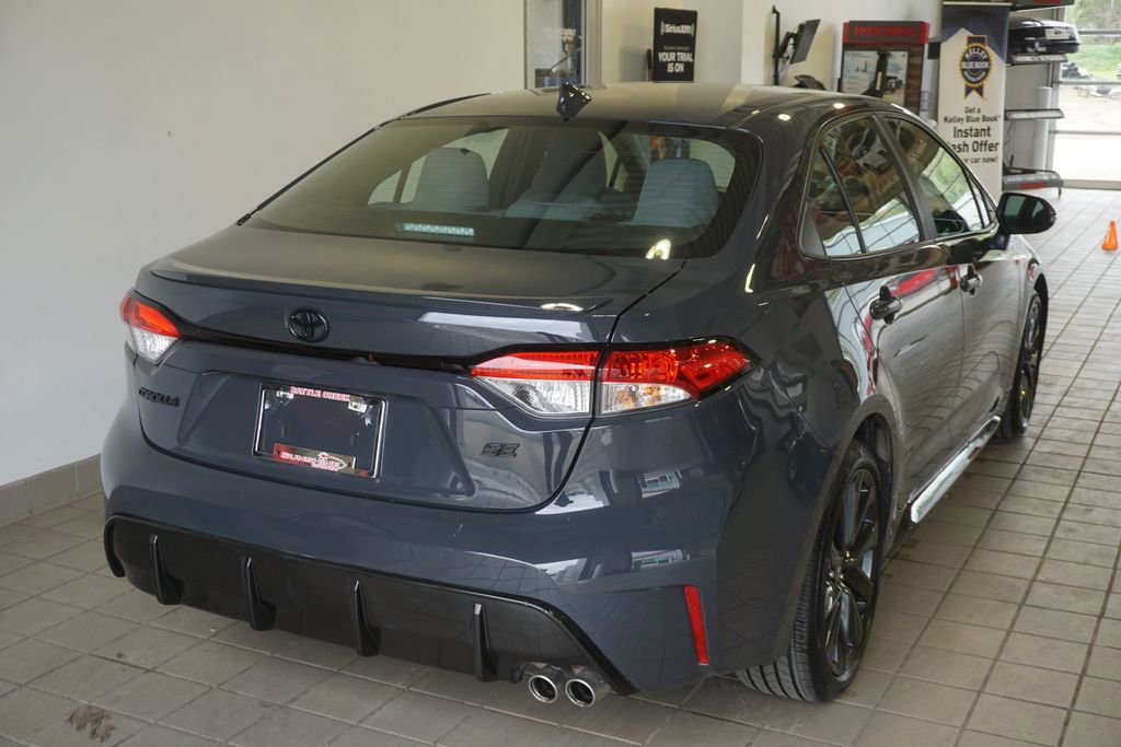Used 2023 Toyota Corolla SE FWD image 13