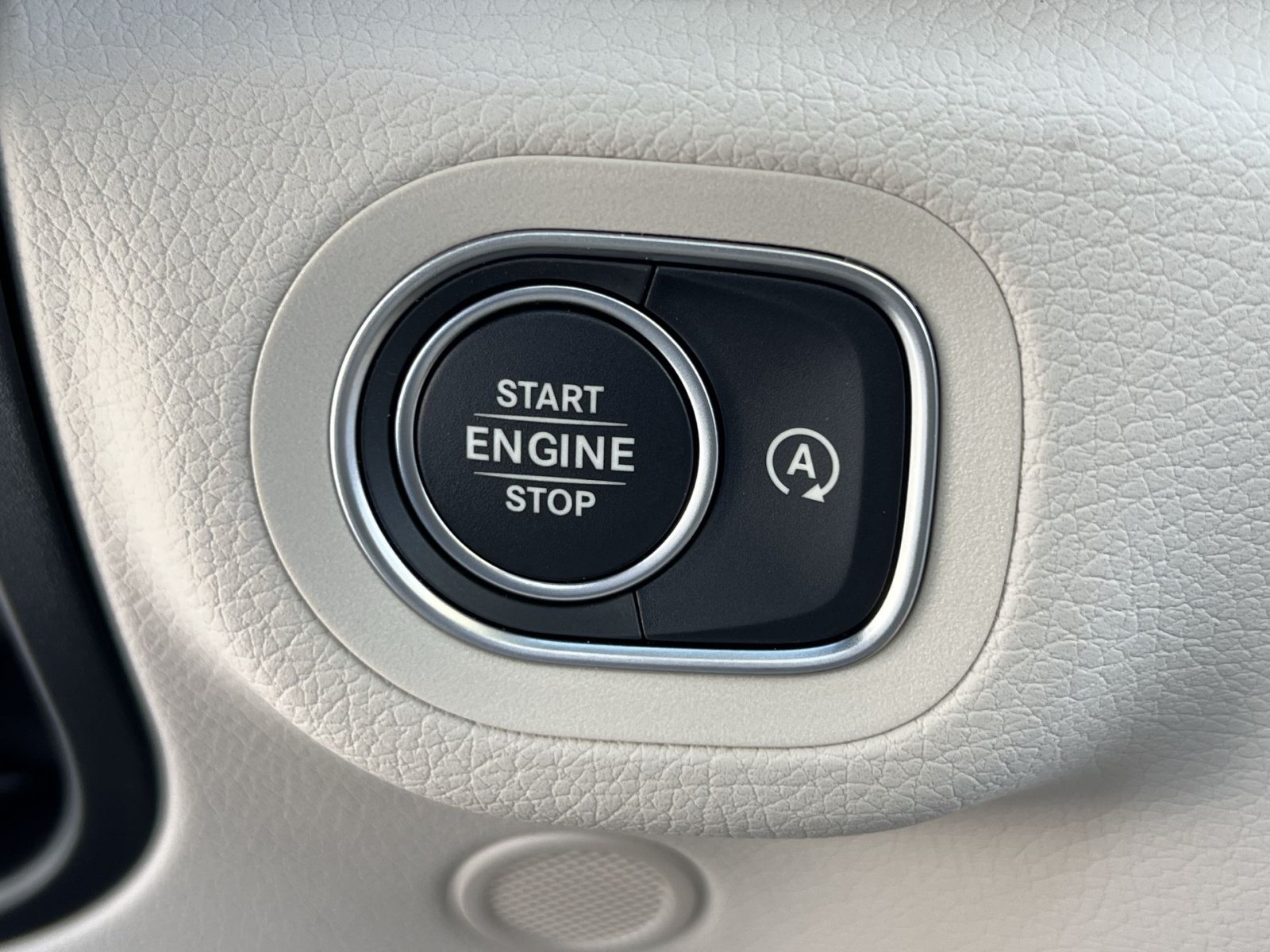 New 2026 Mercedes-Benz GLE 450 4MATIC image 32