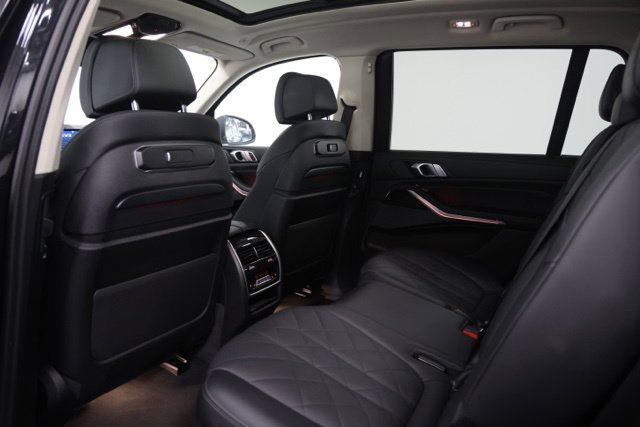 Used 2024 BMW X7 xDrive40i AWD/4WD image 42