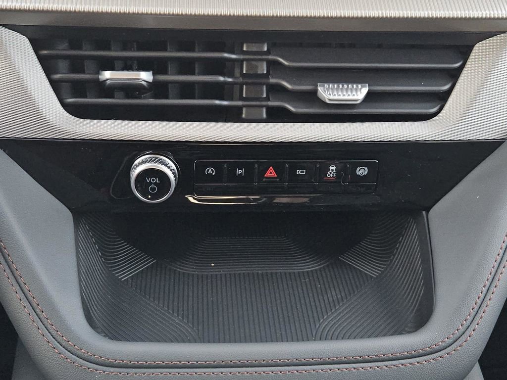 New 2026 Ford Explorer Active w/ Active Comfort Package RWD image 14