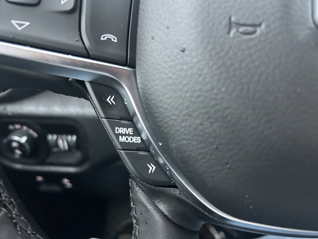 New 2026 RAM 1500 4x4 Crew Cab image 15