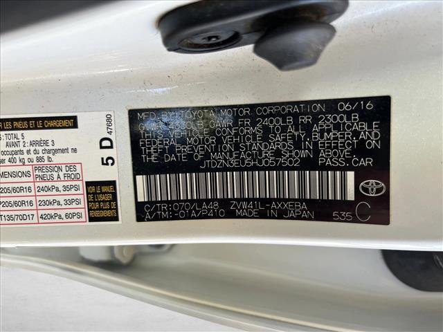 Used 2017 Toyota Prius V Four w/ Carpet Mat Package image 24