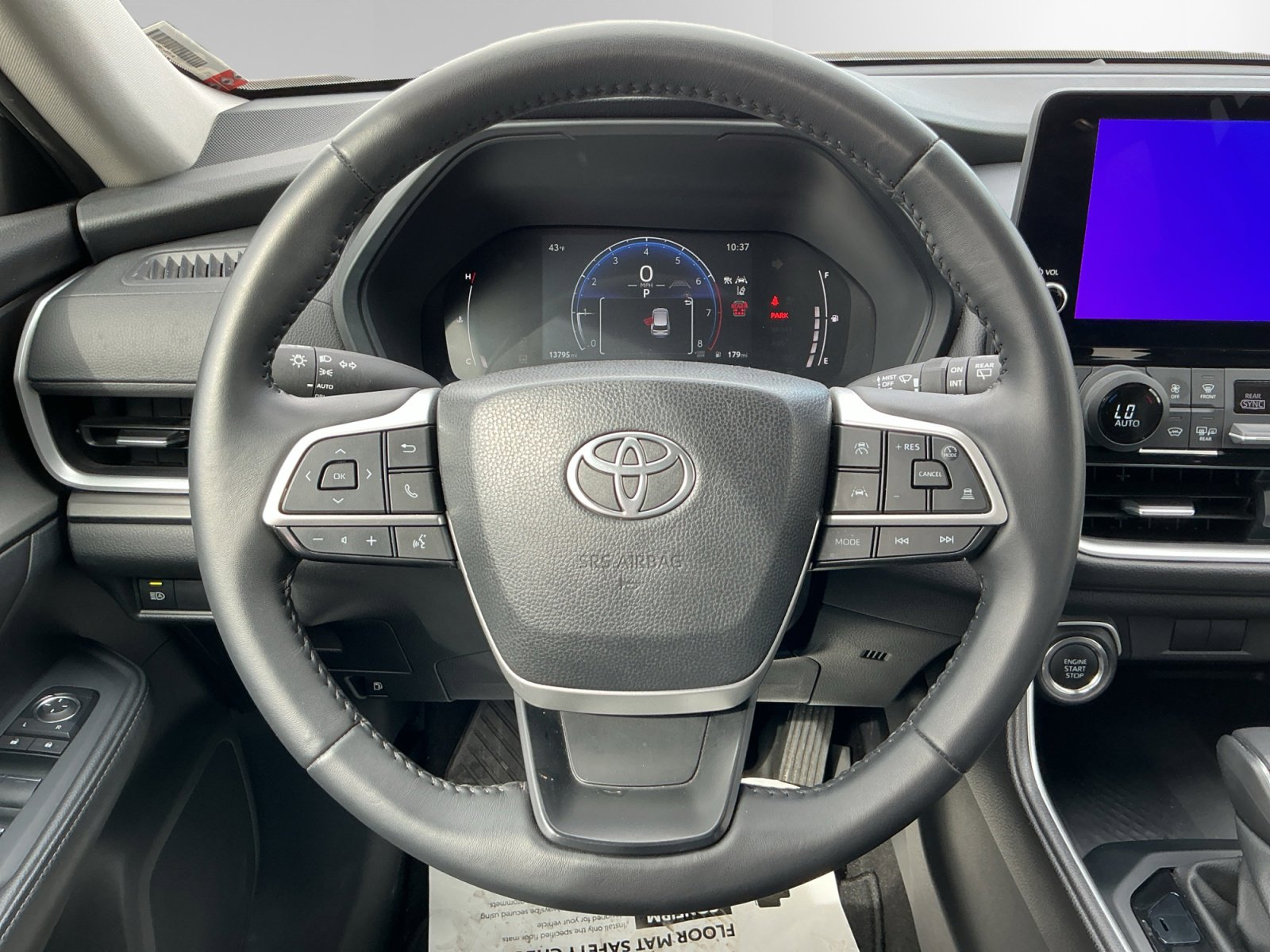 Certified 2025 Toyota Grand Highlander AWD image 12