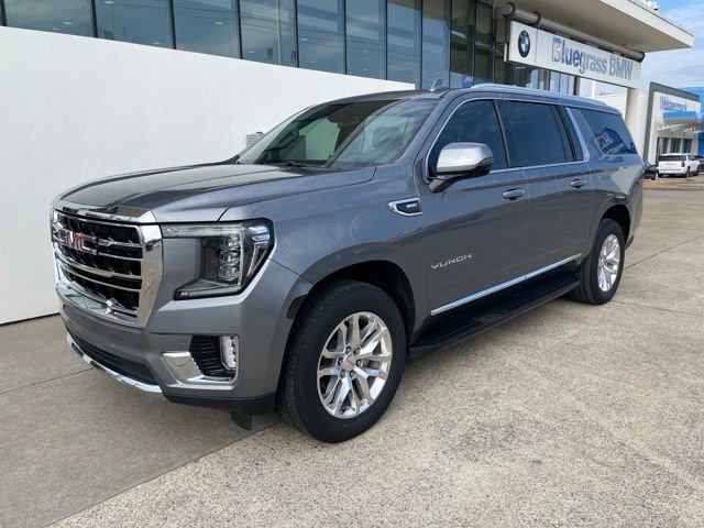 Used 2022 GMC Yukon XL SLT w/ SLT Premium Package AWD/4WD image 1