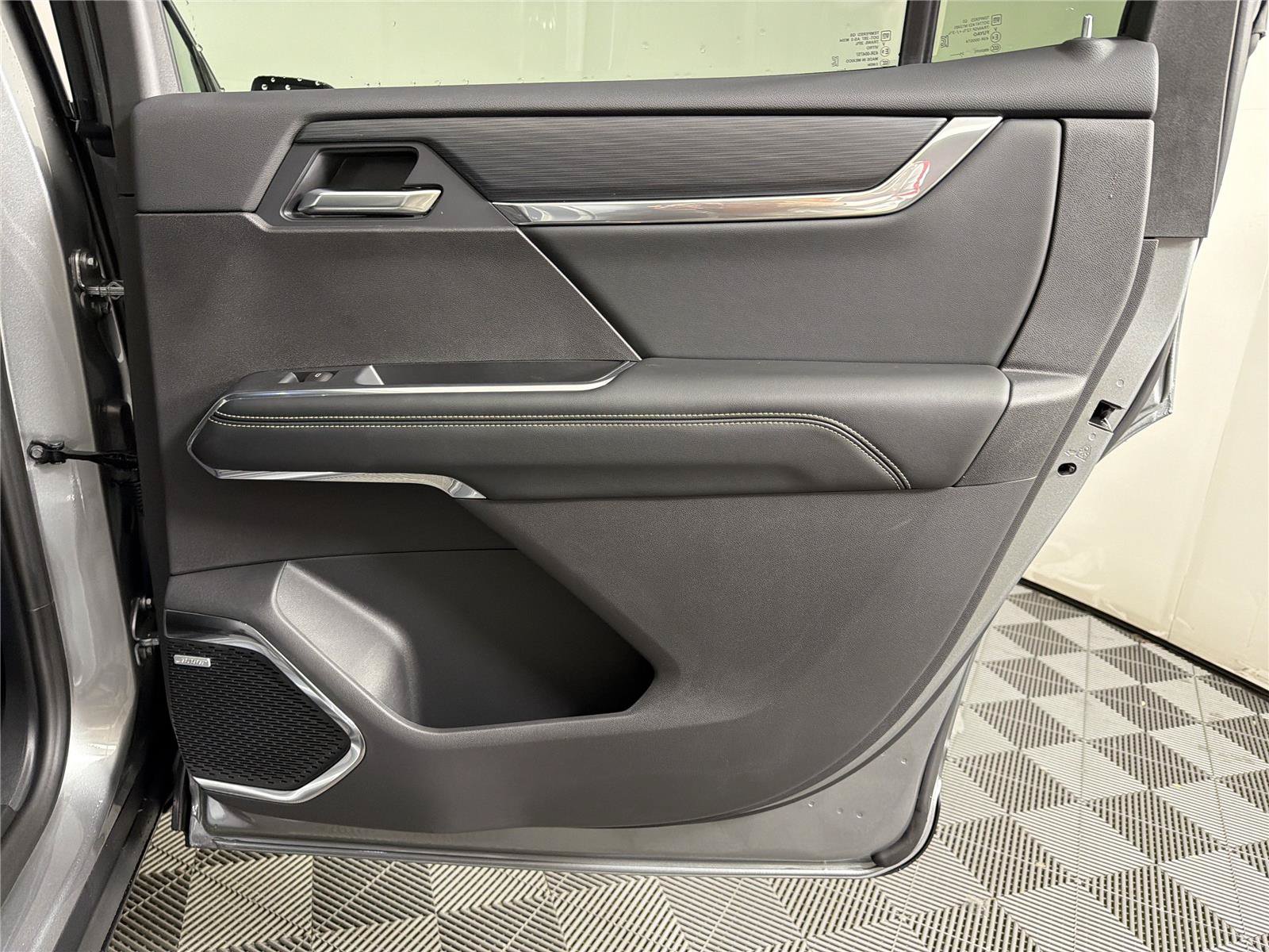 New 2026 GMC Acadia Elevation w/ Black Edition FWD image 16