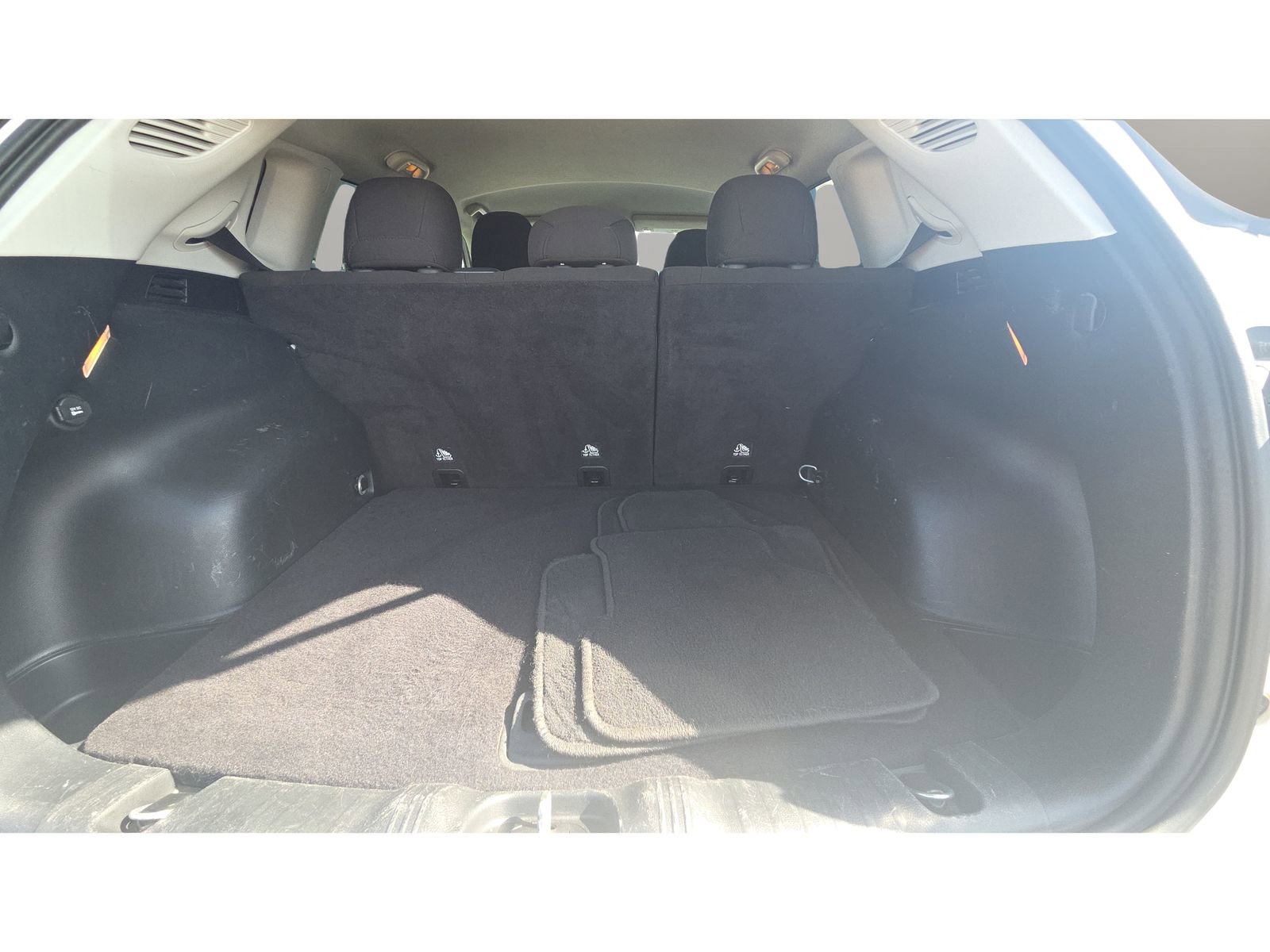 Used 2021 Jeep Compass Sport FWD image 13