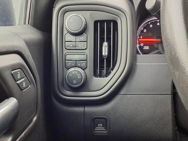 Used 2019 Chevrolet Silverado 1500 Custom w/ Custom Value Package image 16