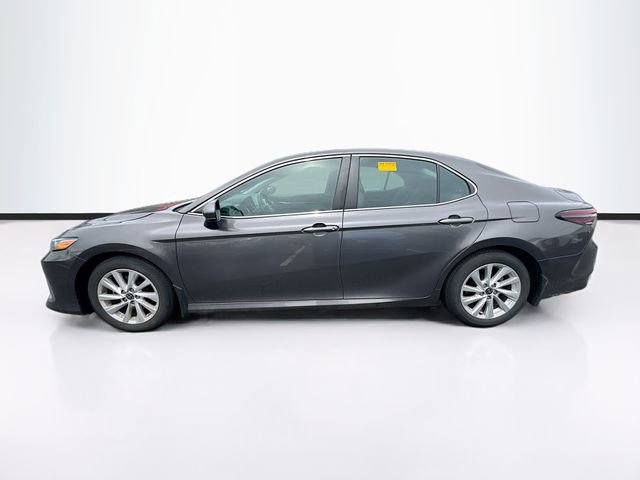 Used 2023 Toyota Camry LE FWD image 4