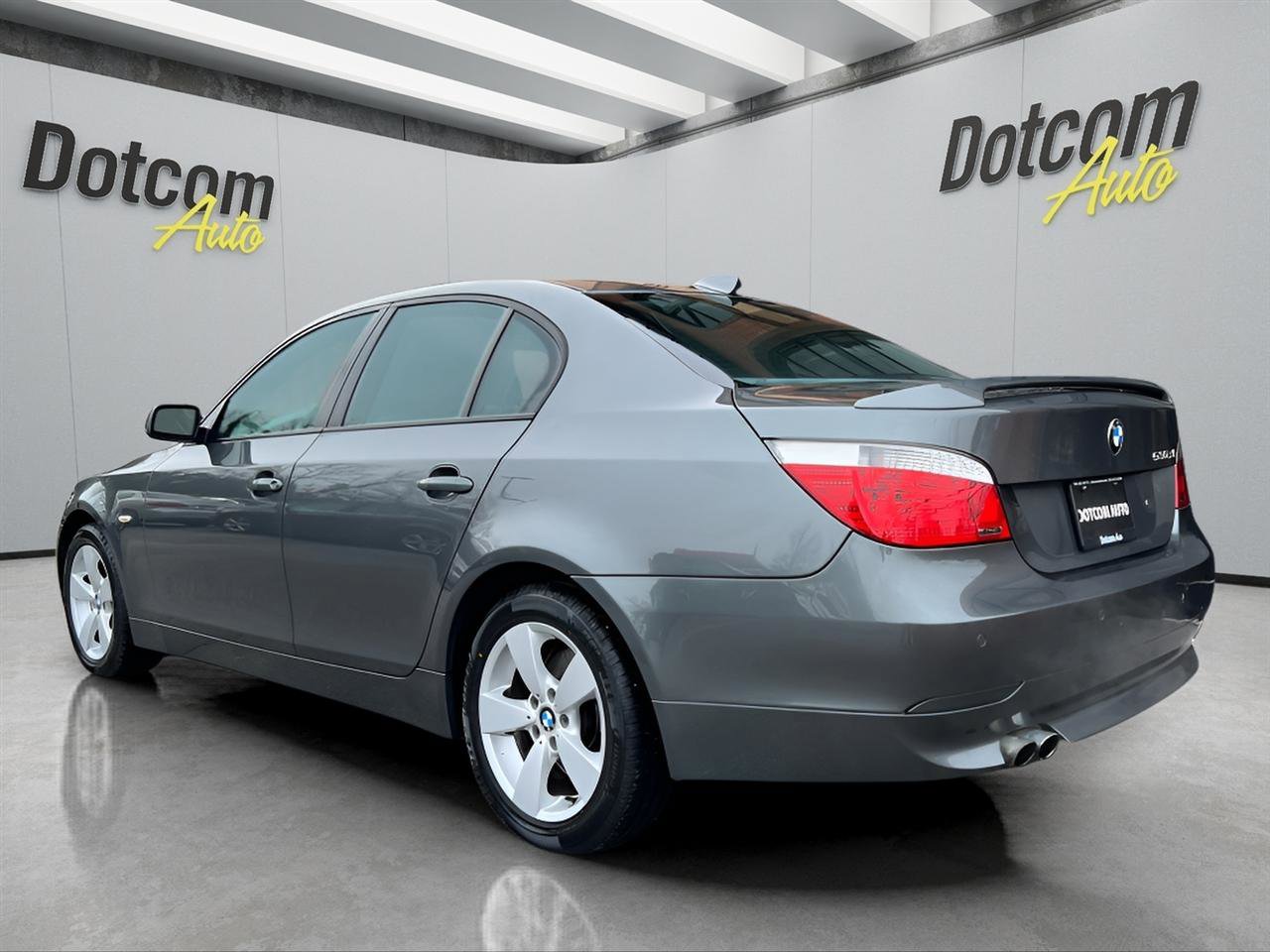 Used 2006 BMW 530xi Sedan image 6