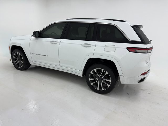 Used 2023 Jeep Grand Cherokee Overland image 17