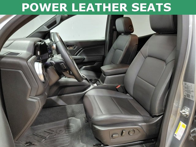 Used 2024 Chevrolet Colorado LT w/ LT Convenience Package III image 3