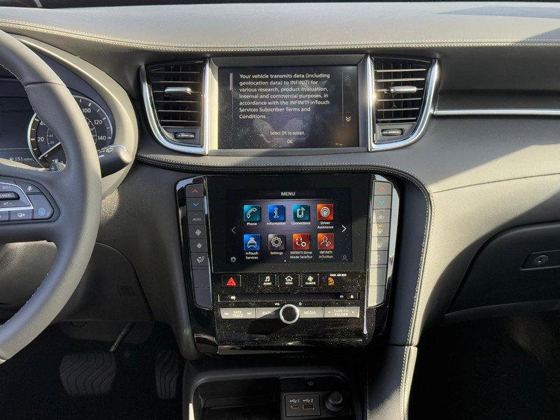 New 2025 INFINITI QX50 Pure image 9