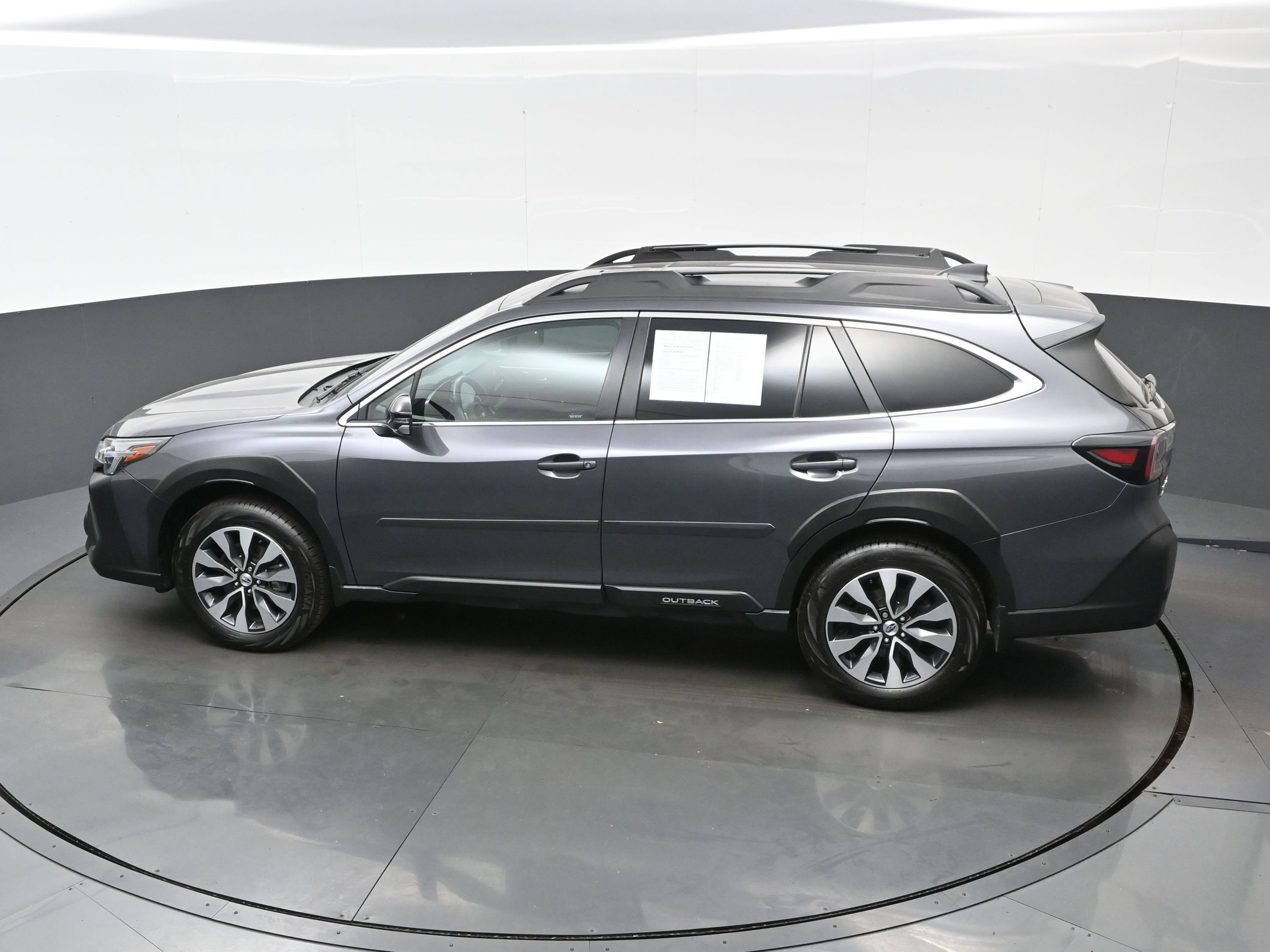 Used 2023 Subaru Outback Limited AWD/4WD image 37