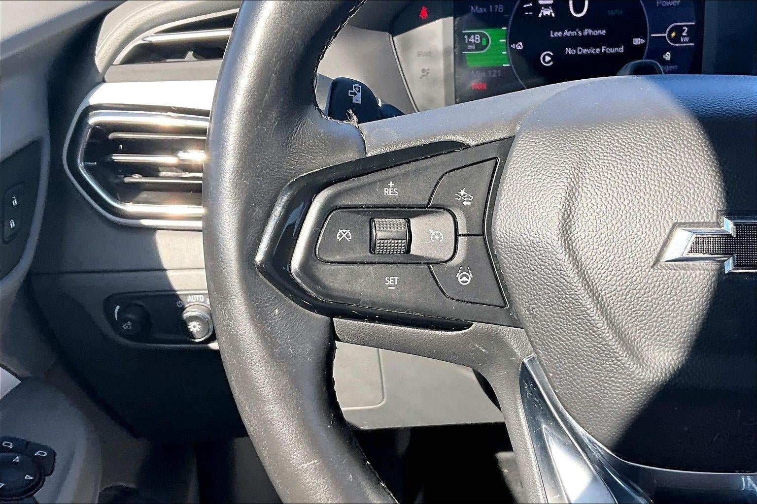 Used 2023 Chevrolet Bolt EUV Premier w/ Sun & Sound Package FWD image 16