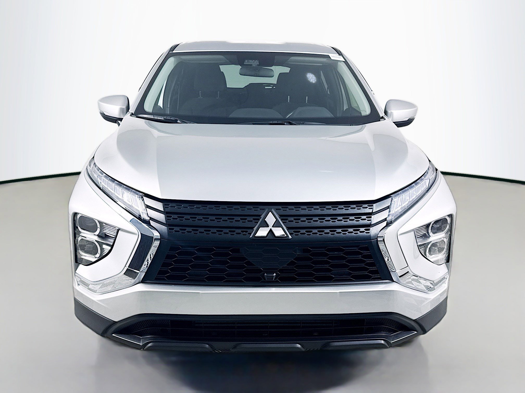 Used 2025 Mitsubishi Eclipse Cross ES image 2