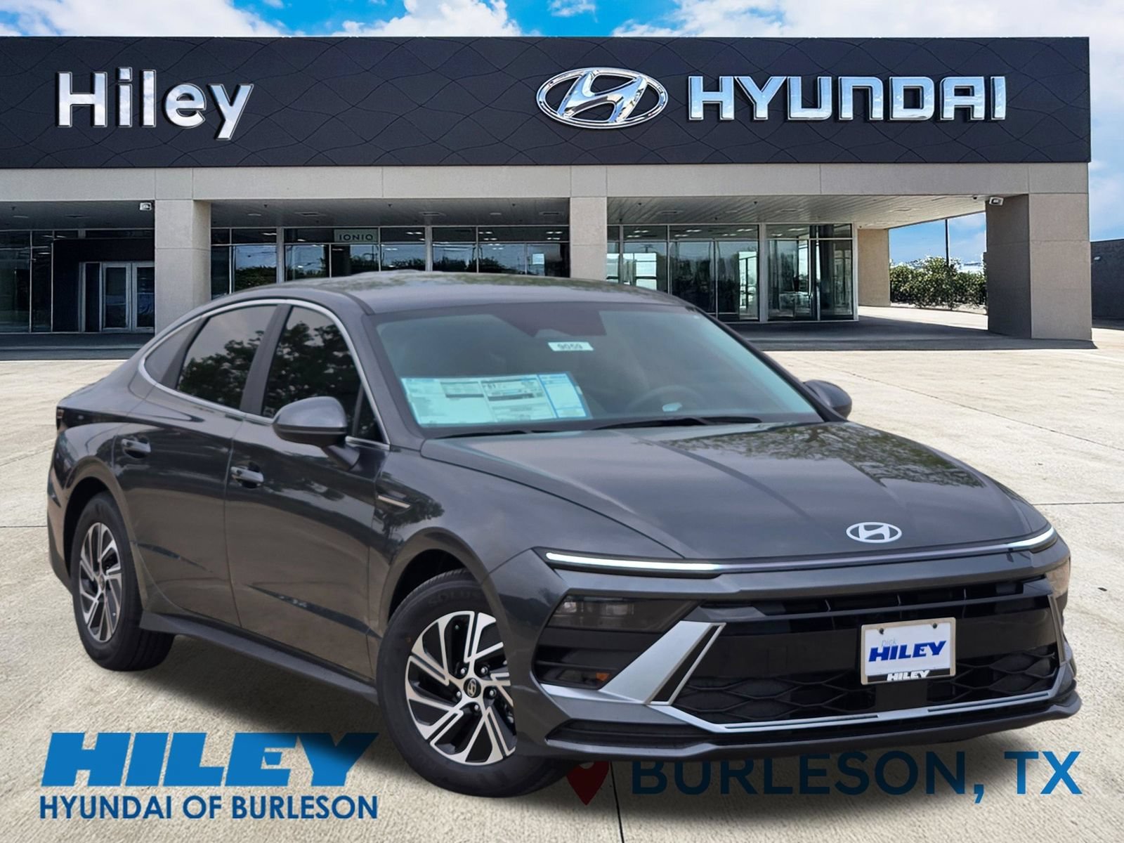 New 2026 Hyundai Sonata Blue FWD image 2