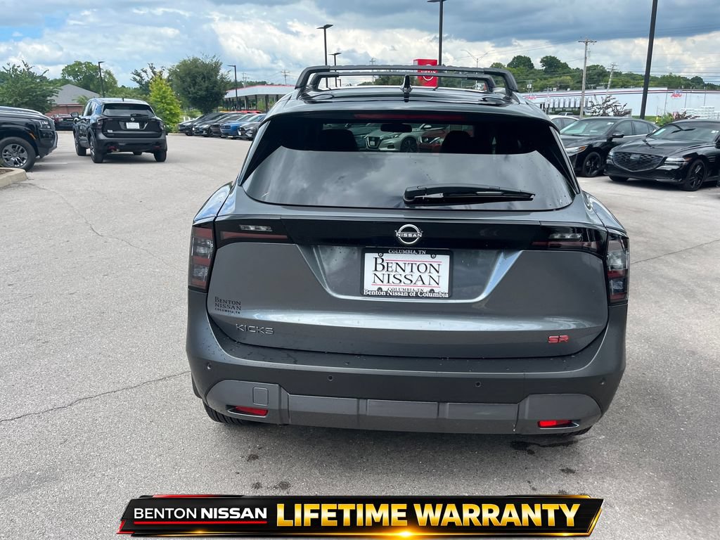 Used 2026 Nissan Kicks SR FWD image 7