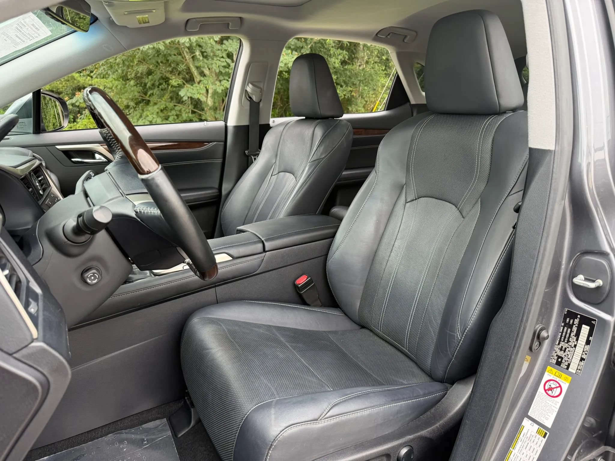 Used 2017 Lexus RX 350 FWD w/ Premium Package image 29
