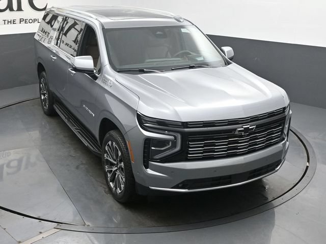 New 2026 Chevrolet Suburban High Country w/ Sun And Tow Package AWD/4WD image 26