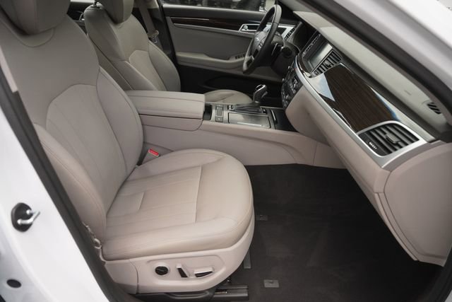 Used 2017 Genesis G80 3.8 image 18