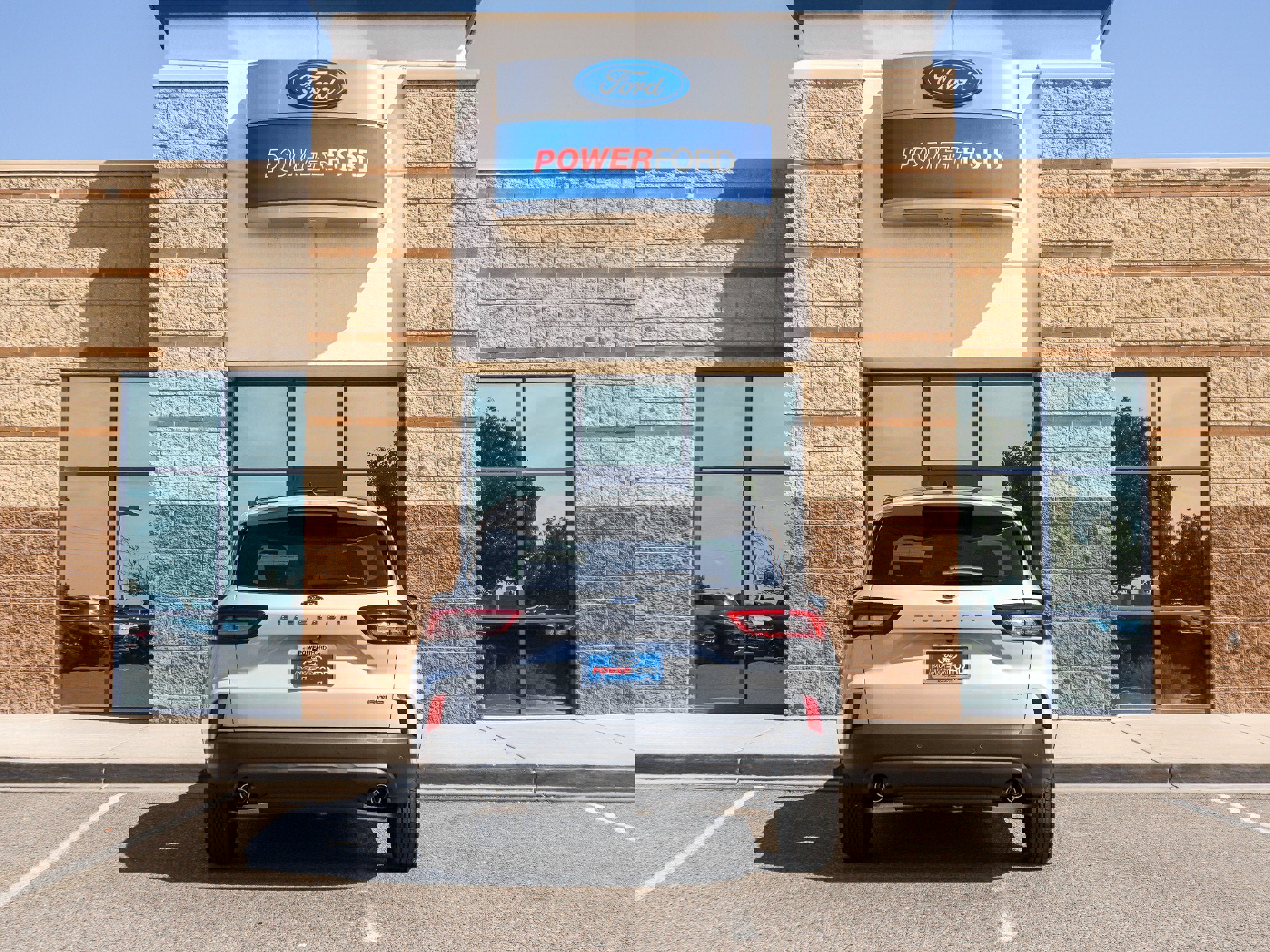 New 2025 Ford Escape ST-Line w/ Tech Pack #1 image 7