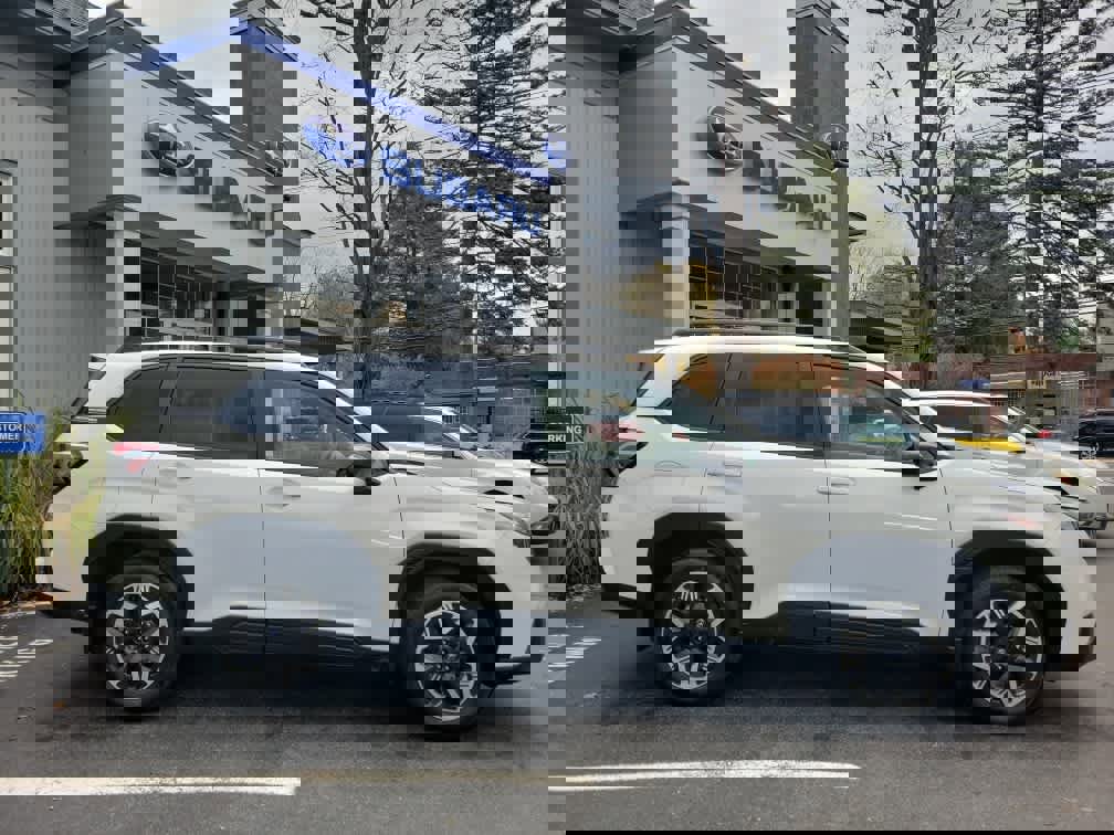 Certified 2025 Subaru Forester Premium image 2