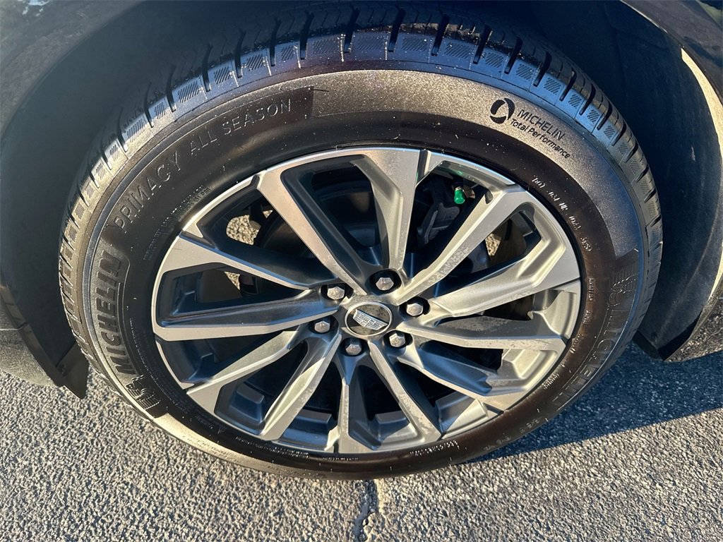 Used 2024 Cadillac Lyriq Sport image 12