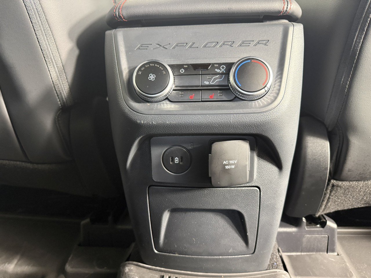 Used 2025 Ford Explorer ST RWD image 14