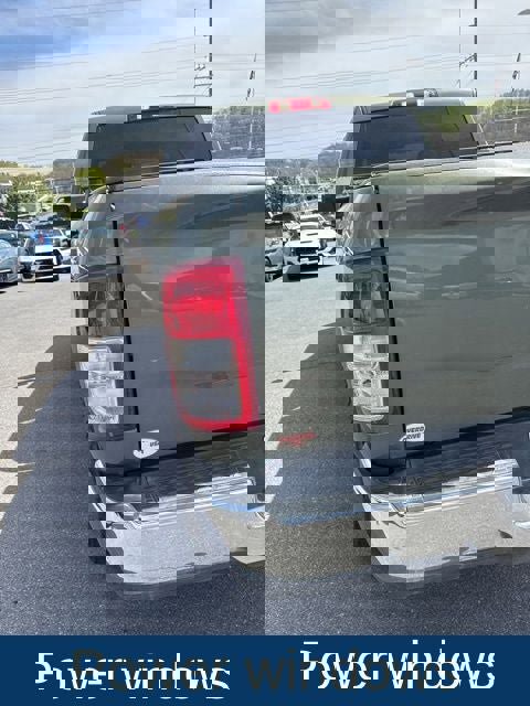 Used 2021 RAM 2500 Tradesman w/ Chrome Appearance Group image 12