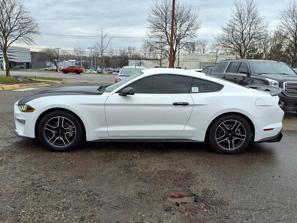 Used 2020 Ford Mustang Premium image 2