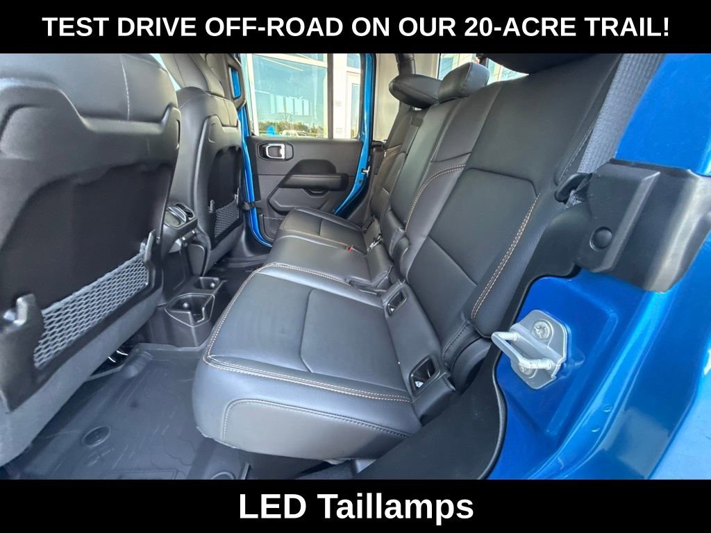 New 2026 Jeep Gladiator Sahara image 25