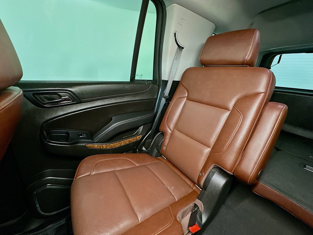 Used 2019 Chevrolet Tahoe Premier w/ Premier Plus Edition AWD/4WD image 12