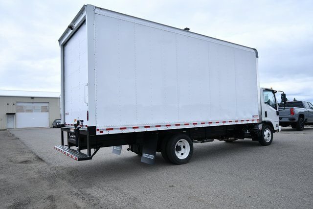 New 2024 Chevrolet Low Cab Forward RWD image 9