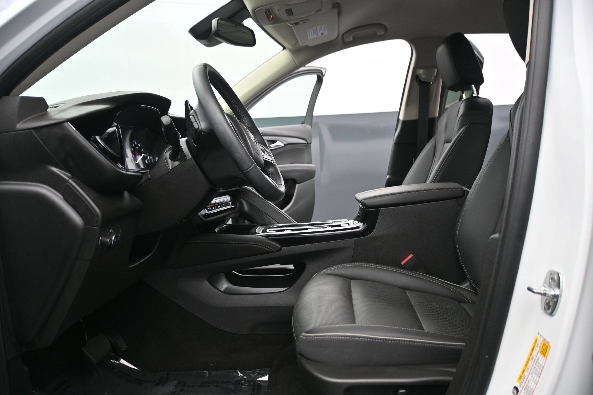 Used 2023 Buick Envision Essence AWD/4WD image 20