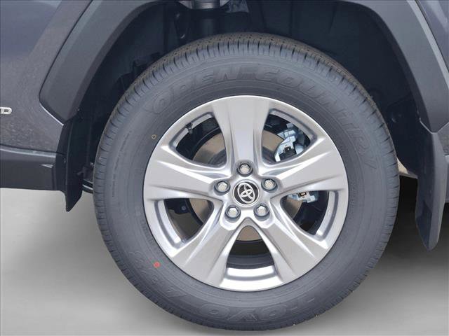 New 2025 Toyota RAV4 LE image 9