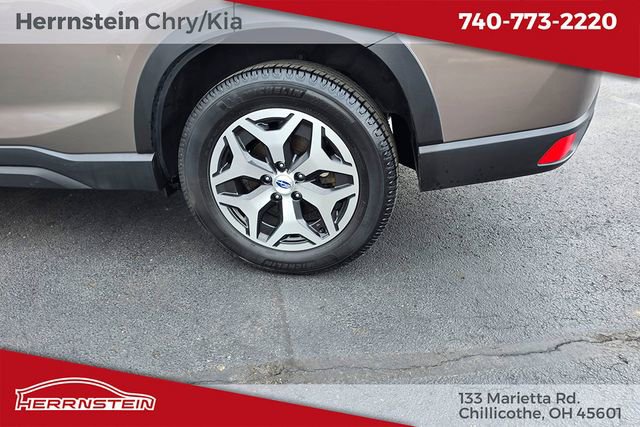 Used 2024 Subaru Forester Premium AWD/4WD image 25