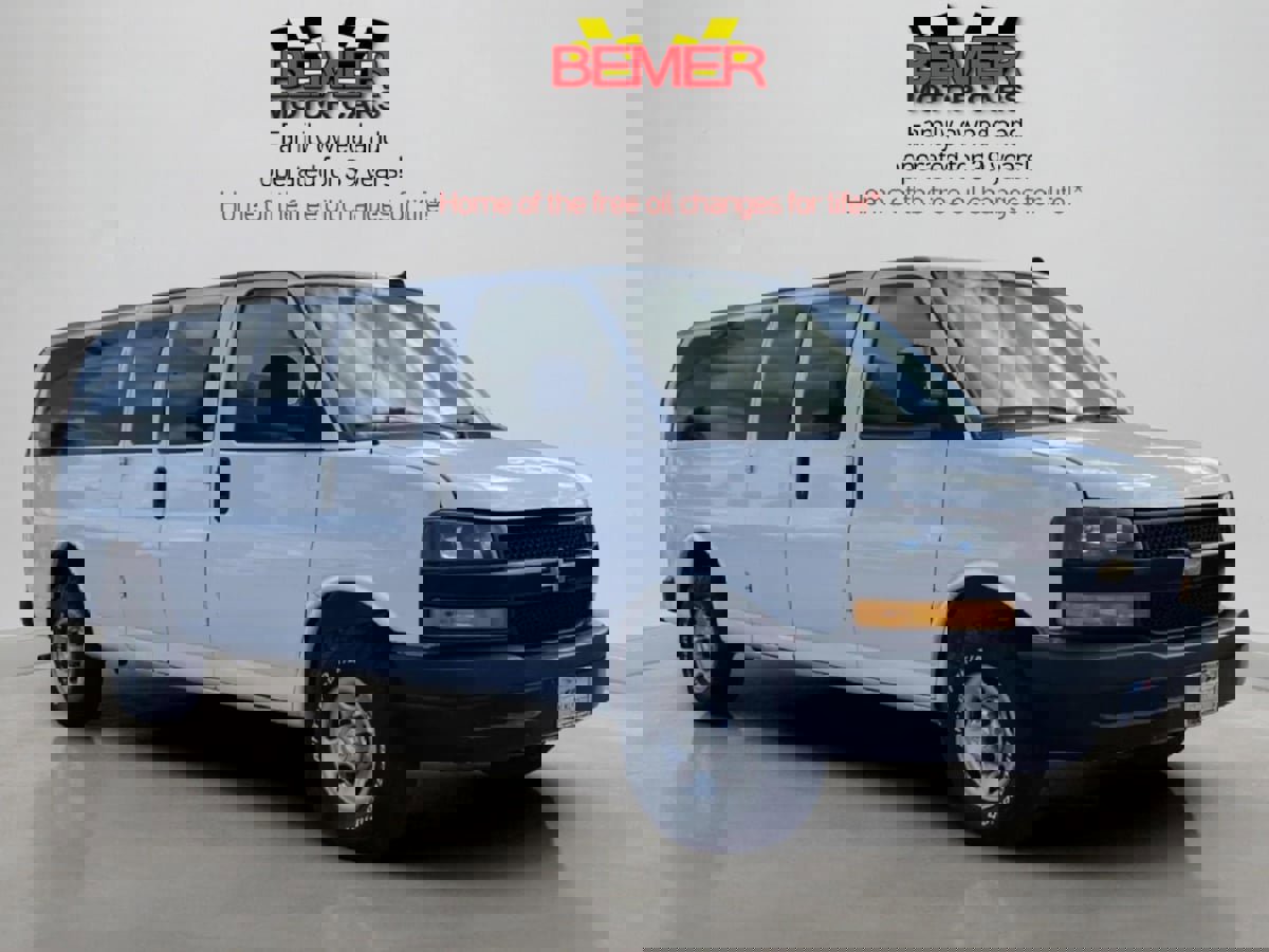 Used 2020 Chevrolet Express 3500 LS image 7