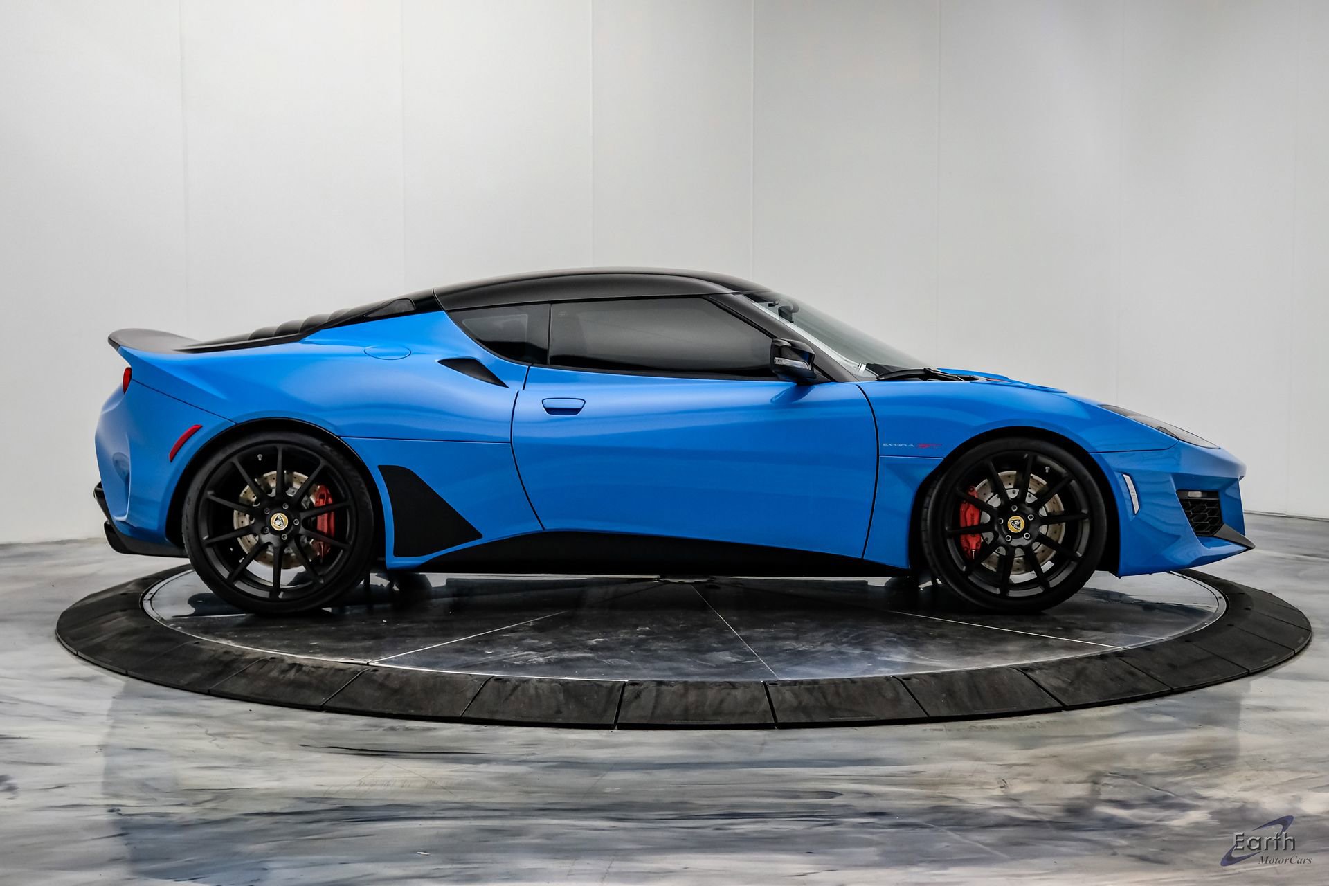 Used 2021 Lotus Evora image 24