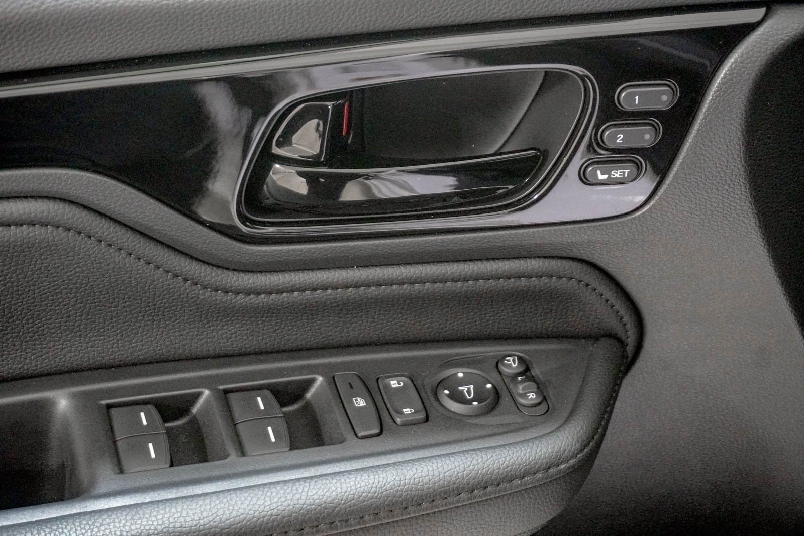 Certified 2026 Honda Odyssey Elite image 19